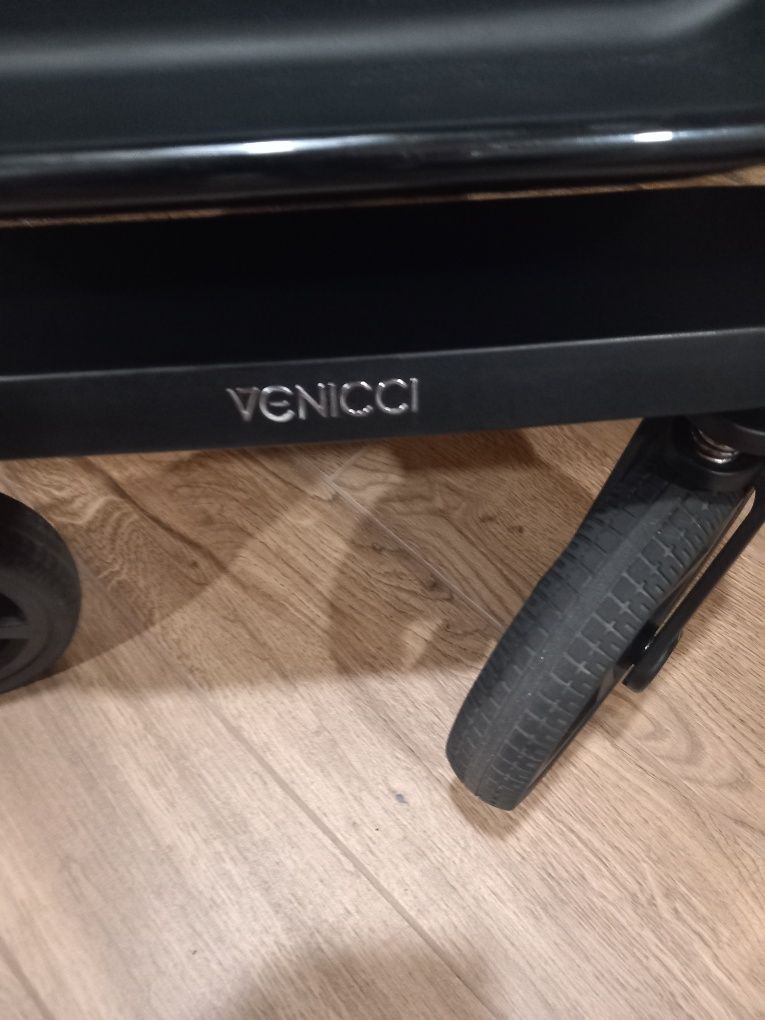 Wózek Venicci Tinum Upline 2w1 3w1