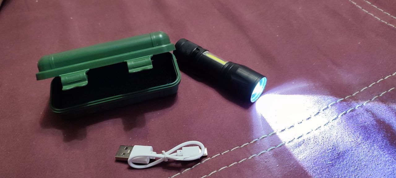 Продам карманный USB перезаряжаемый фонарь.