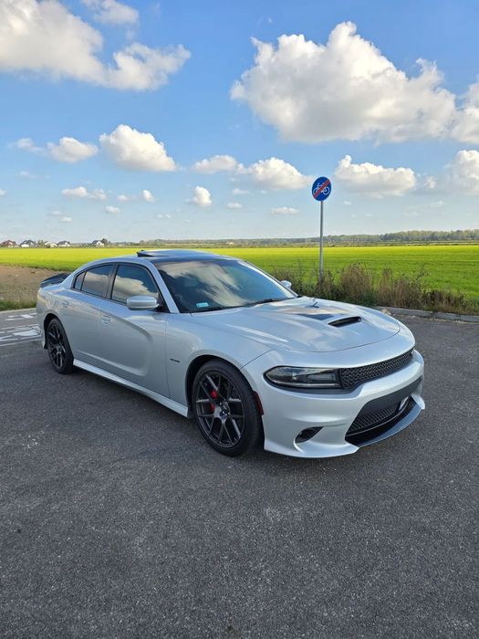 Dodge Charger R/T Plus 5.7 V8