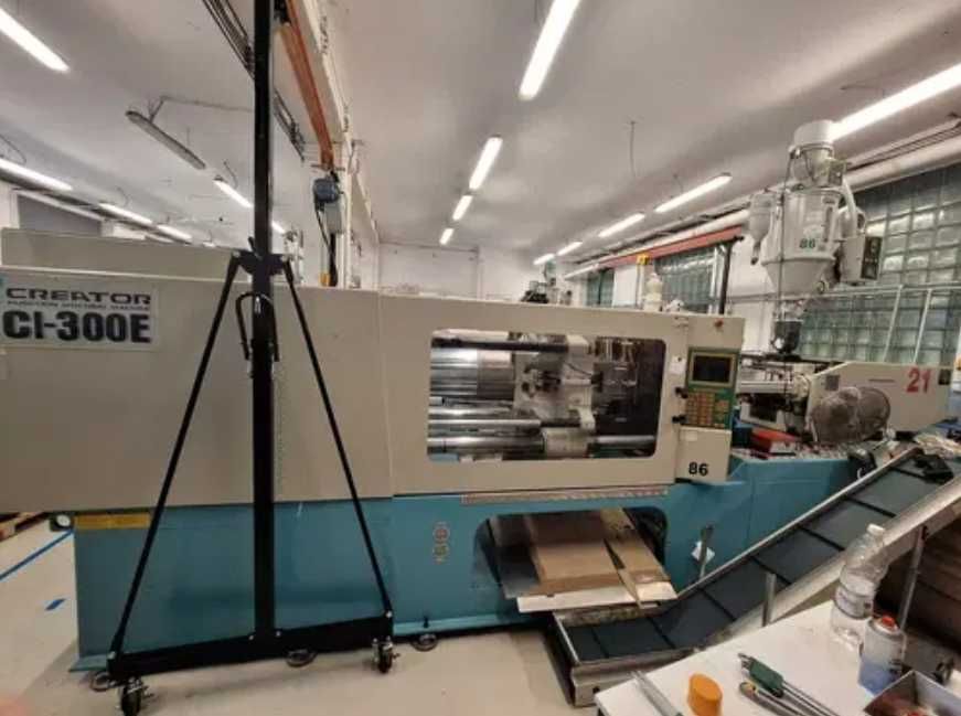 Wtryskarka 300ton 2010r Servo jak Haitian Arburg