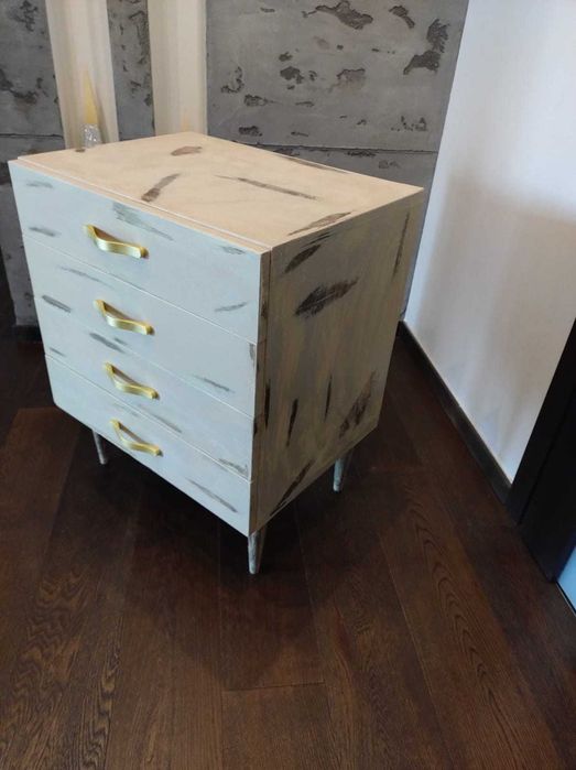 Zestaw komoda z szufladami i dwie szafki nocne PRL/po renowacji