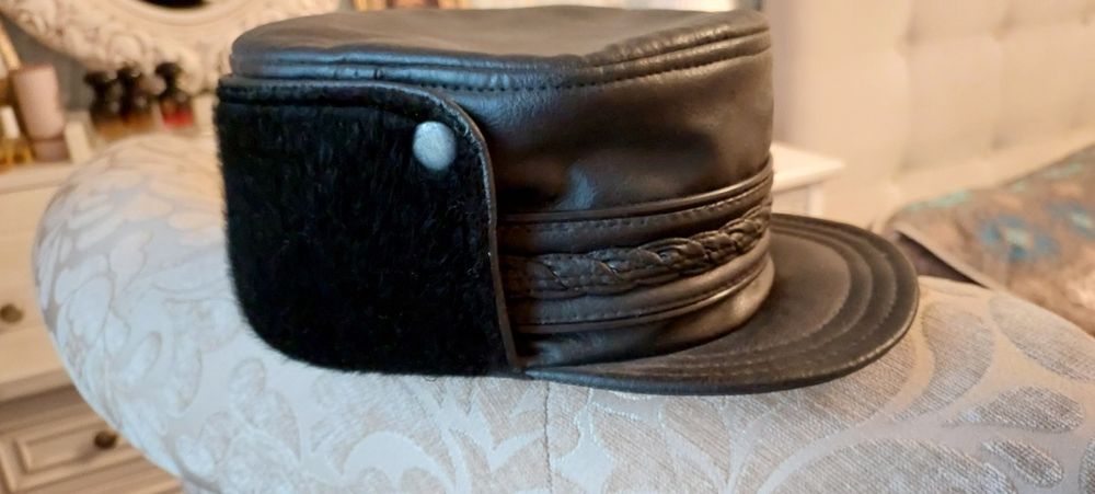 Продам картуз чоловічий, теплий, бу