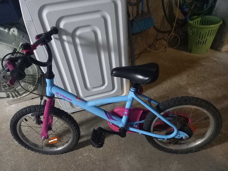 Bicicleta de menina