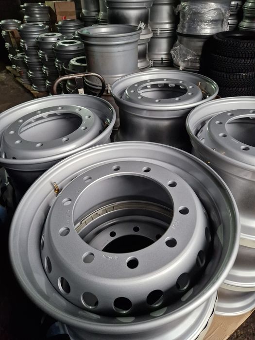 Nowa felga 11,75X22,5 ET135 Przód Heyez Lemmerz Made in Germany