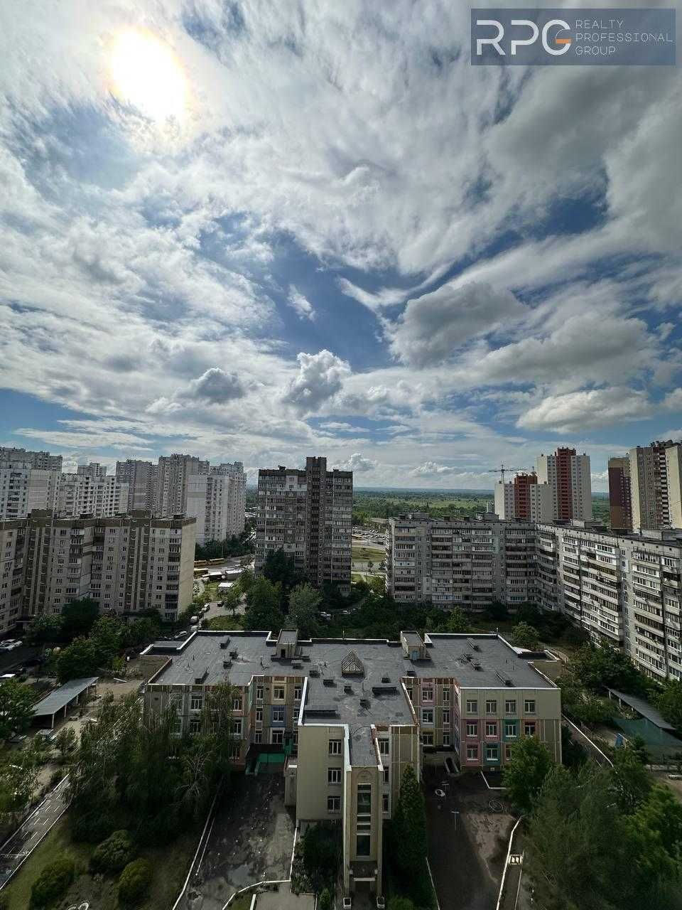 Продаж 3к квартири з ремонтом вул. Радунська Деснянський рн
