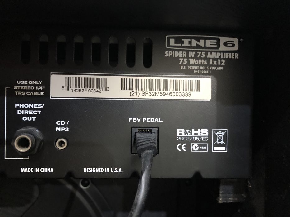 Amplificador Line 6 Spider iv 75w + Pedaleira