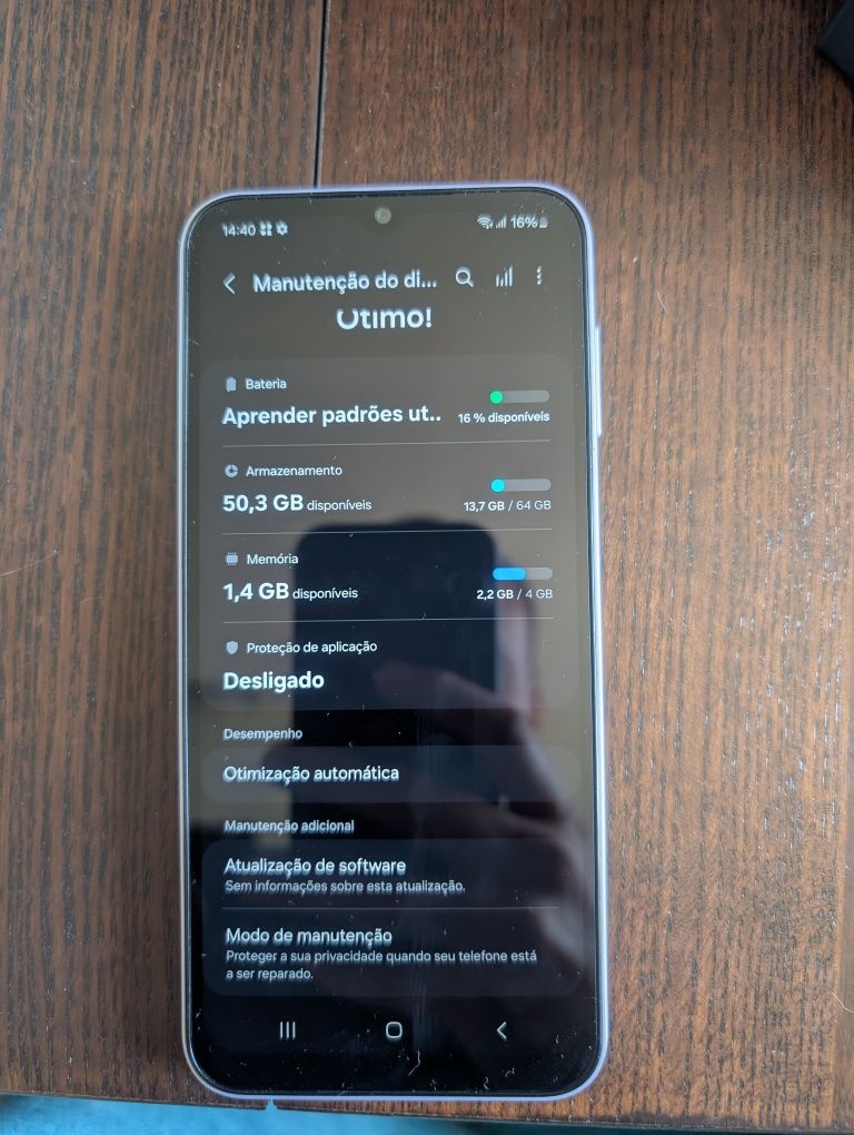 Samsung Galaxy A14 prateado