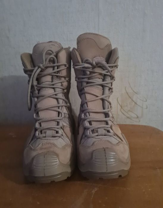 Продам Берцы тактические Vogel Tacticaр.40 размер бежевый