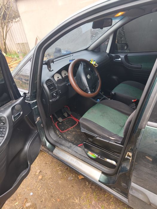 Опель зафіра 1.8