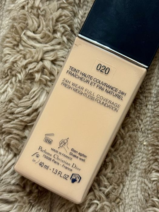 Тональний засіб Dior