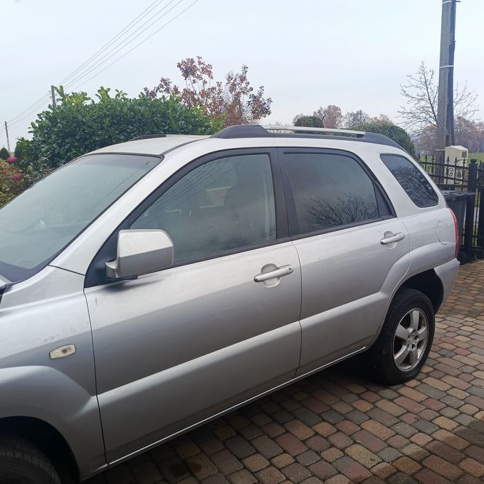 Kia Sportage uszkodzona