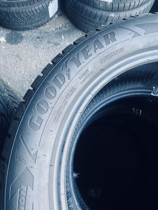 215 55 18 GoodYear UltraGrip Gen 1 85%-90% Зима 2022 Гарантія