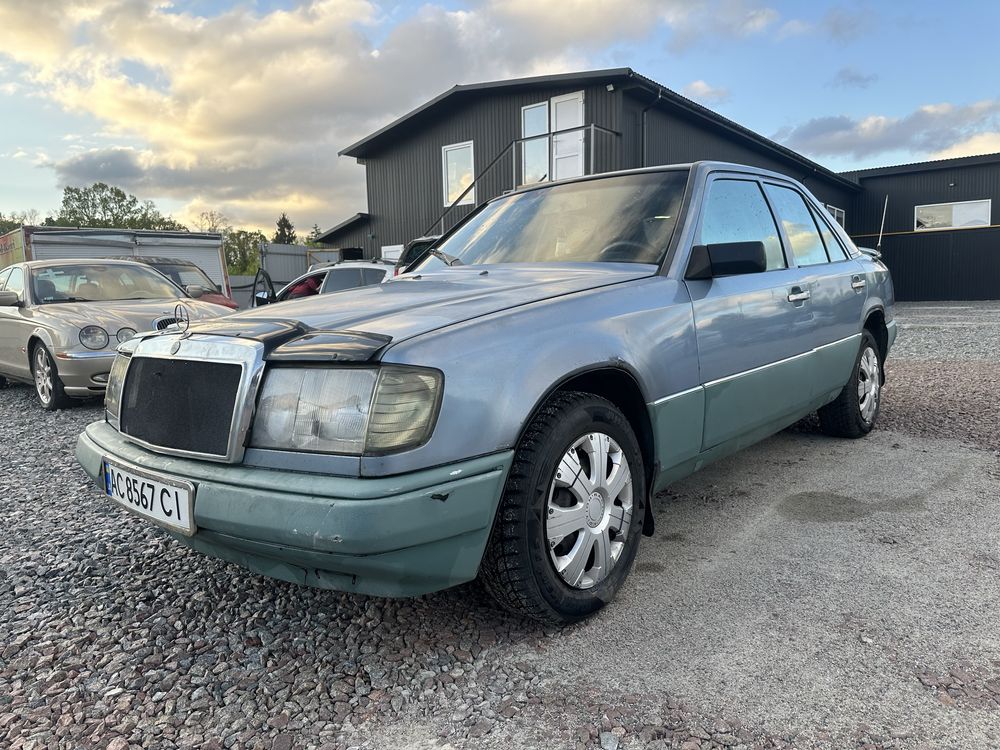 Mercedes-benz W 124 2.3