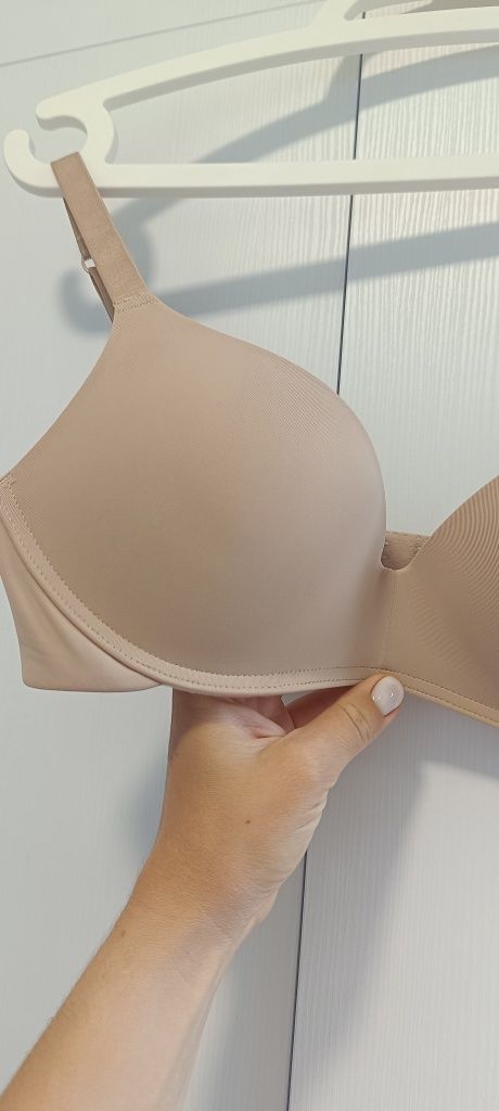 Бежевий бюстгальтер, без кісточок, 75B Balaloum, як Victoria secret