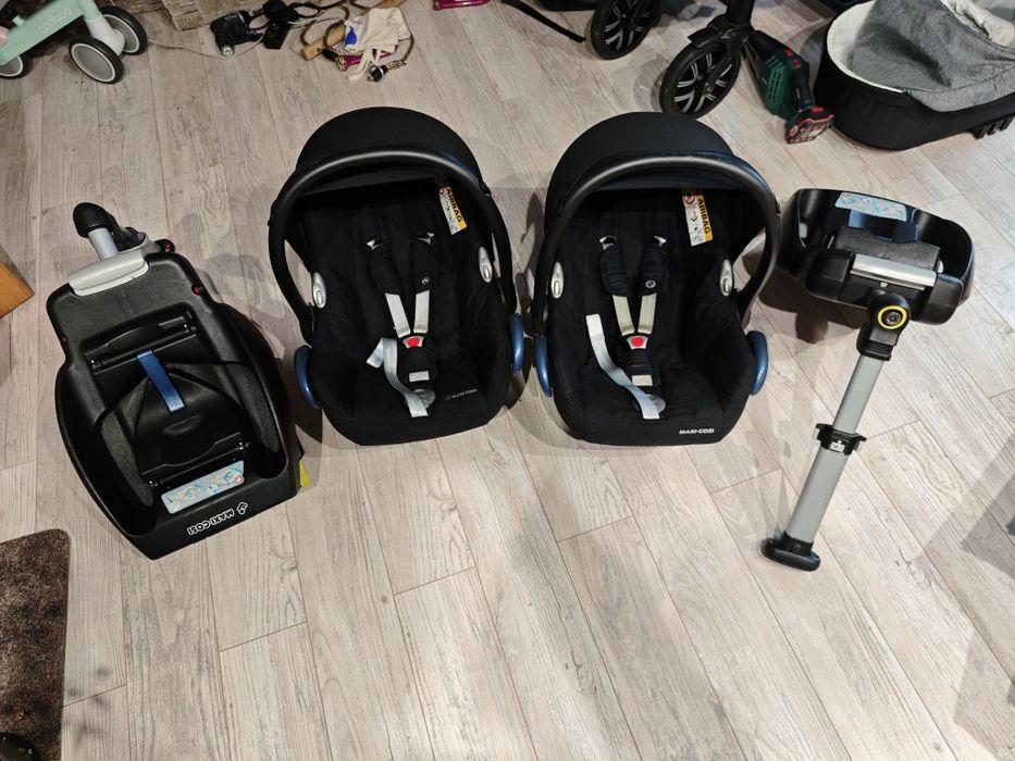 Maxi-Cosi nosidełko z bazą