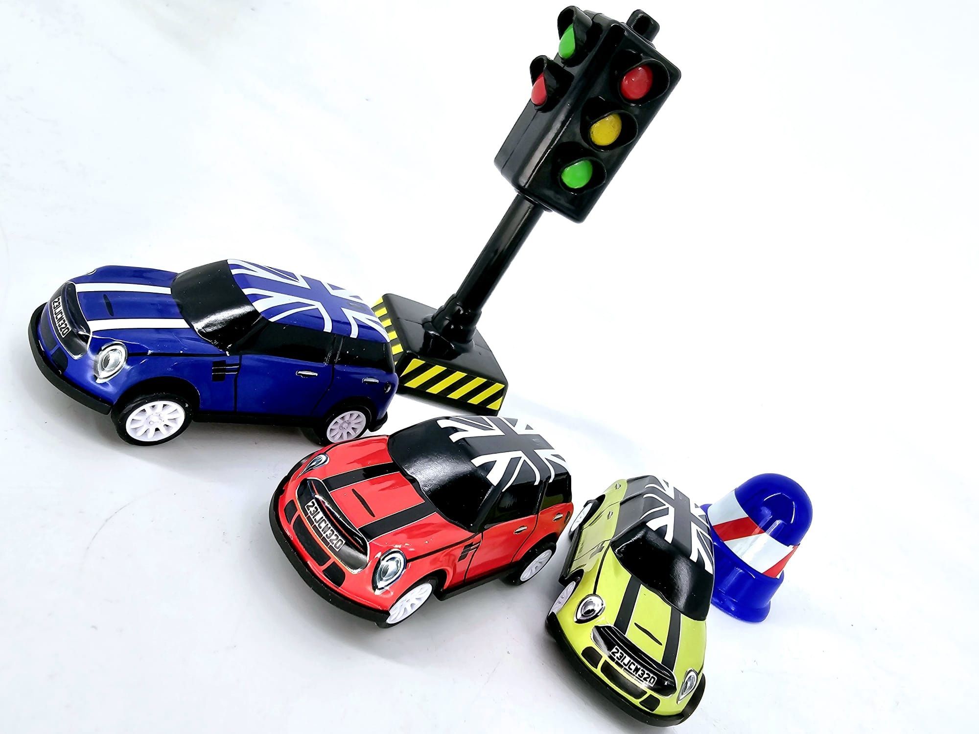 Nowy zestaw autek z sygnalizatorem samochodziki - zabawki