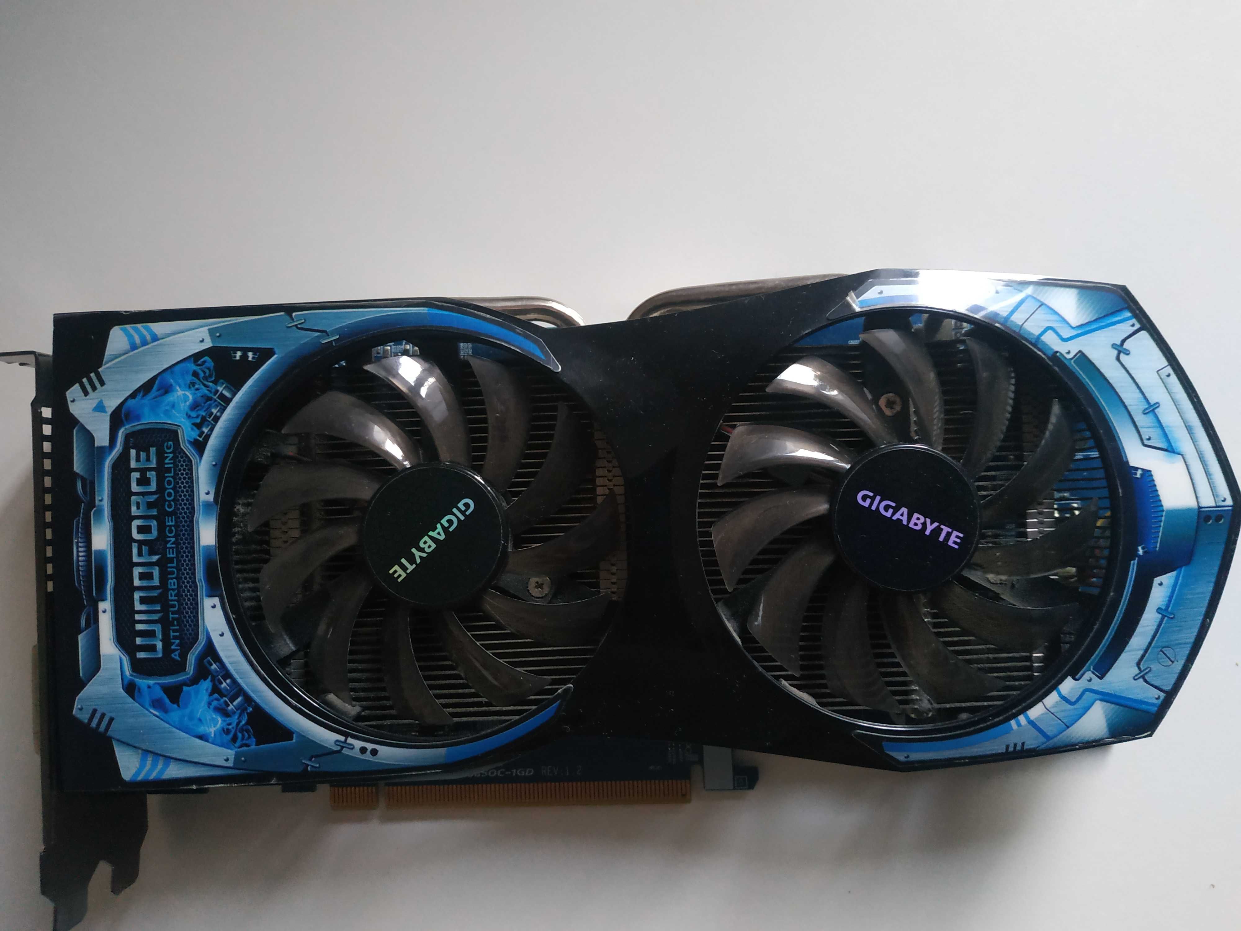 Відеокарта Ігрова Gigabyte GV-R6850C-1GD