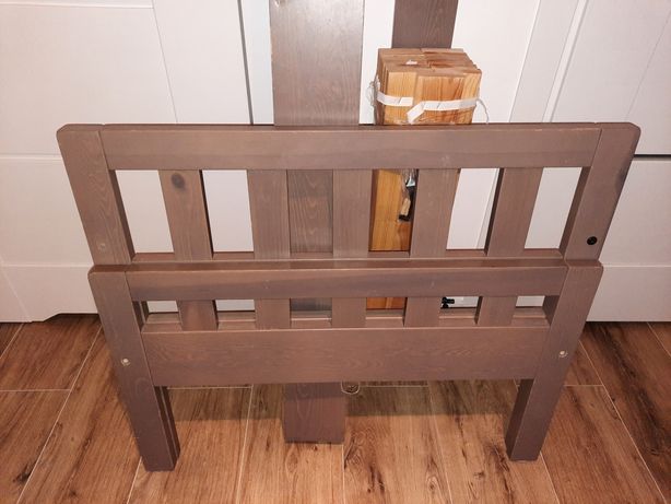 Łóżeczko Ikea szaro-brązowe drewniane  70×160 materac sprężynowy