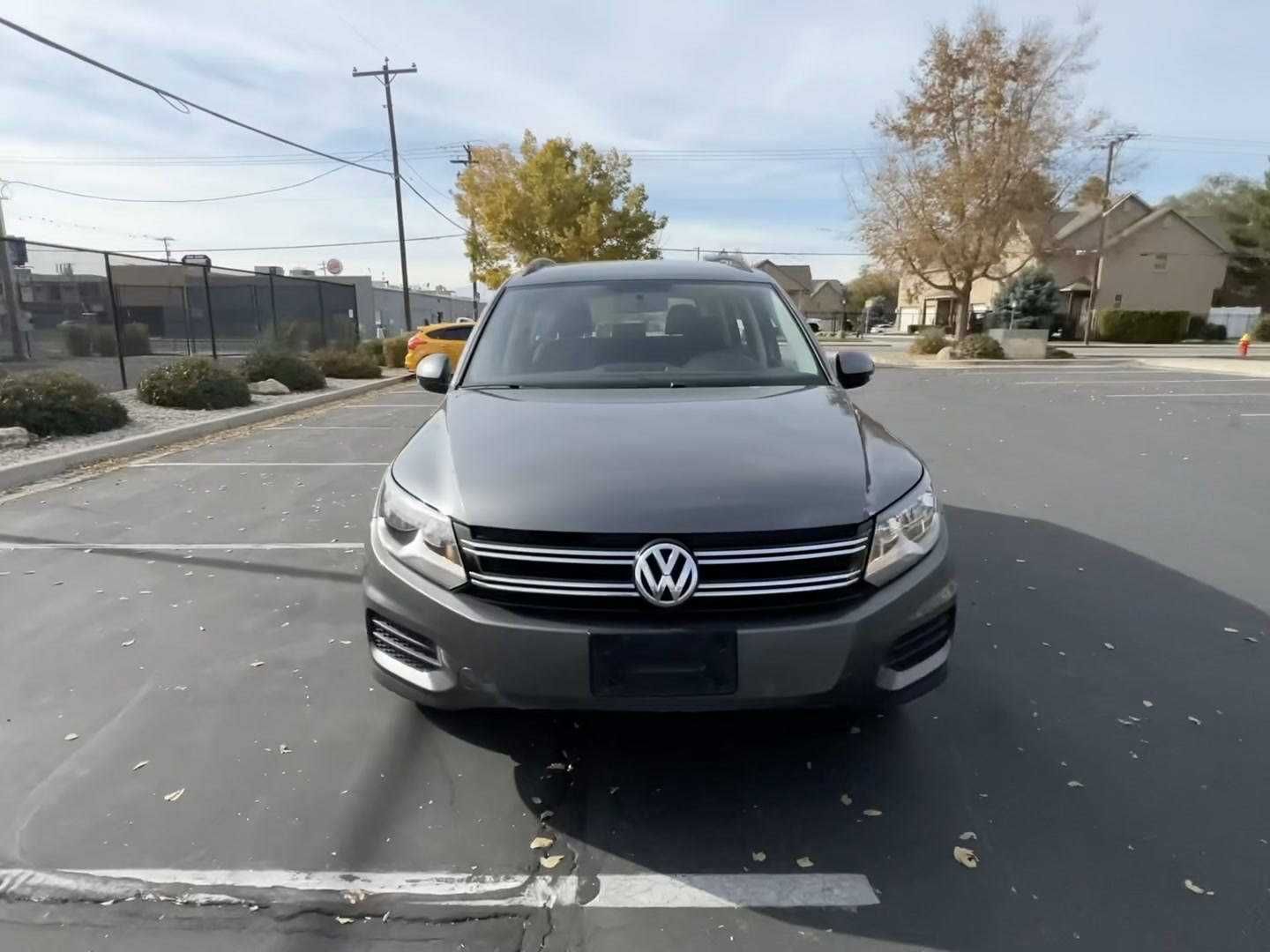 Volkswagen Tiguan Limited 2.0T 2018 року