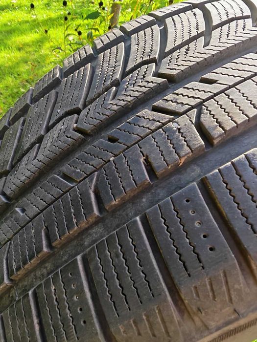 Austone Opony Zimowe Skadi SP-901 235/50 R19 103 V