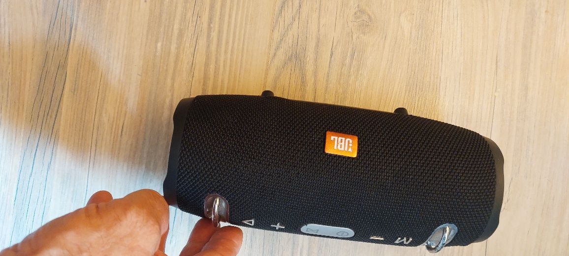 Музикальна блютуз  колонка JBL extreme 2