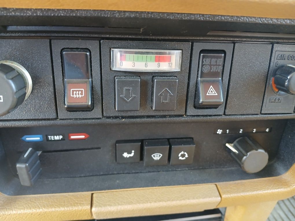 Volvo 240DL  diesel