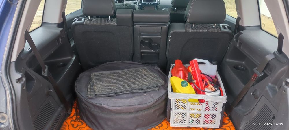 Opel Zafira B 1.8 gaz radio android kamera cofania 7 osobowa półskóry