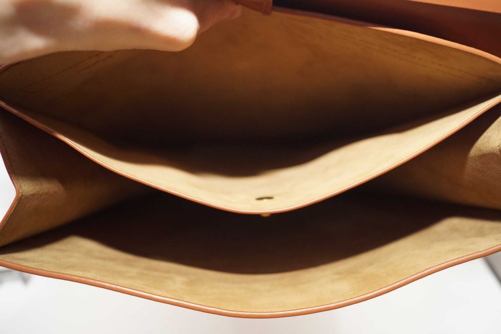 1804 Skórzany plecak damski na laptop ECOSUSI brązowy torba tornister