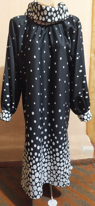 Сукня жіноча     .