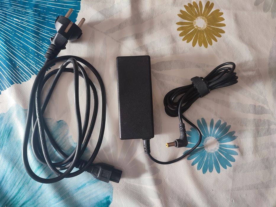 Carregador Portátil Acer  19V 3.42A 65w