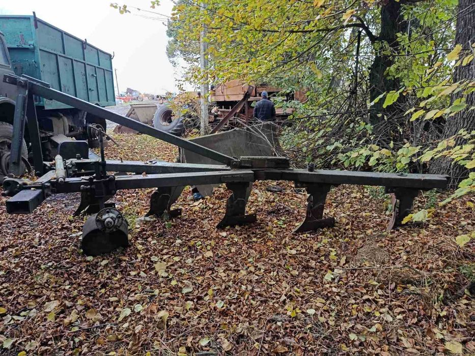 Плуг ПЛН-5,35 під Т-150