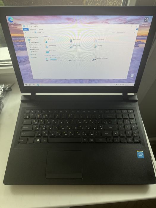 Супер Ноутбук для роботи та перегляду фільмів Lenovo 100