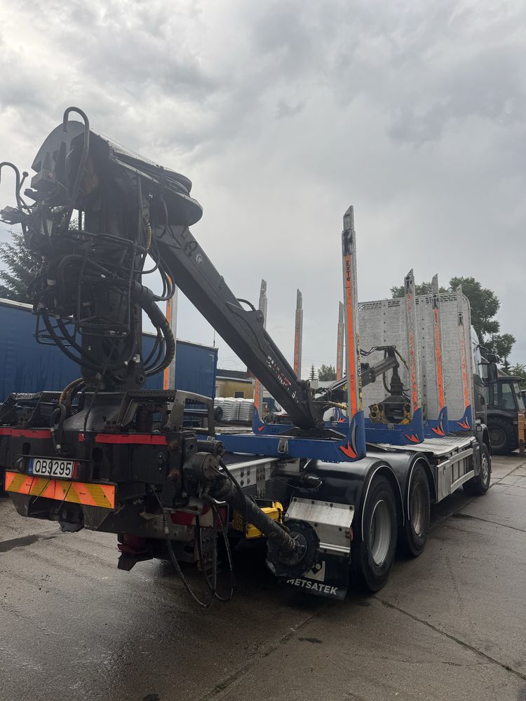 Scania  R450 6x4 z dzwigiem do drewna