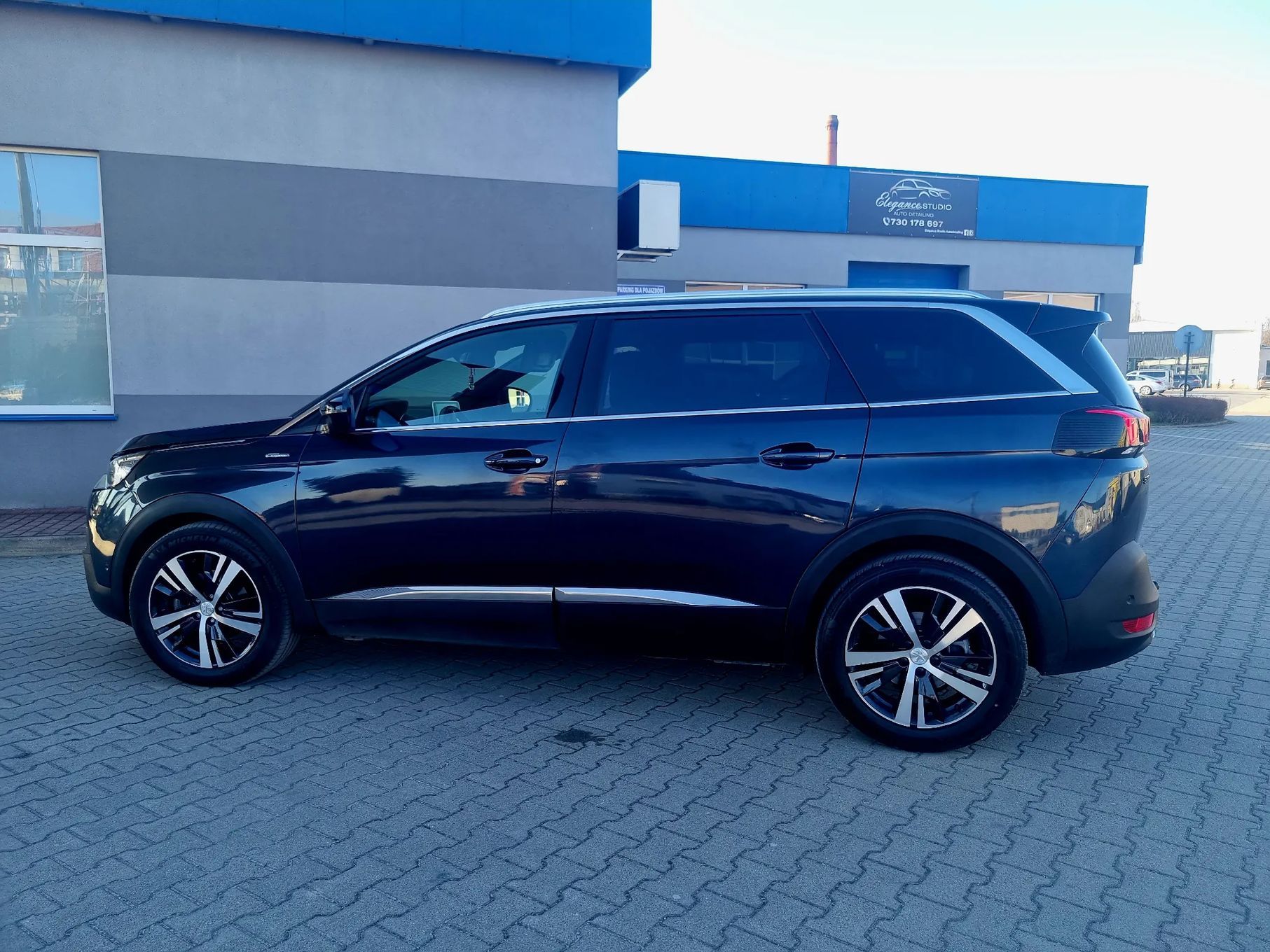 Peugeot 5008 Sprzedam PEUGEOT 5008 GT-LINE automat