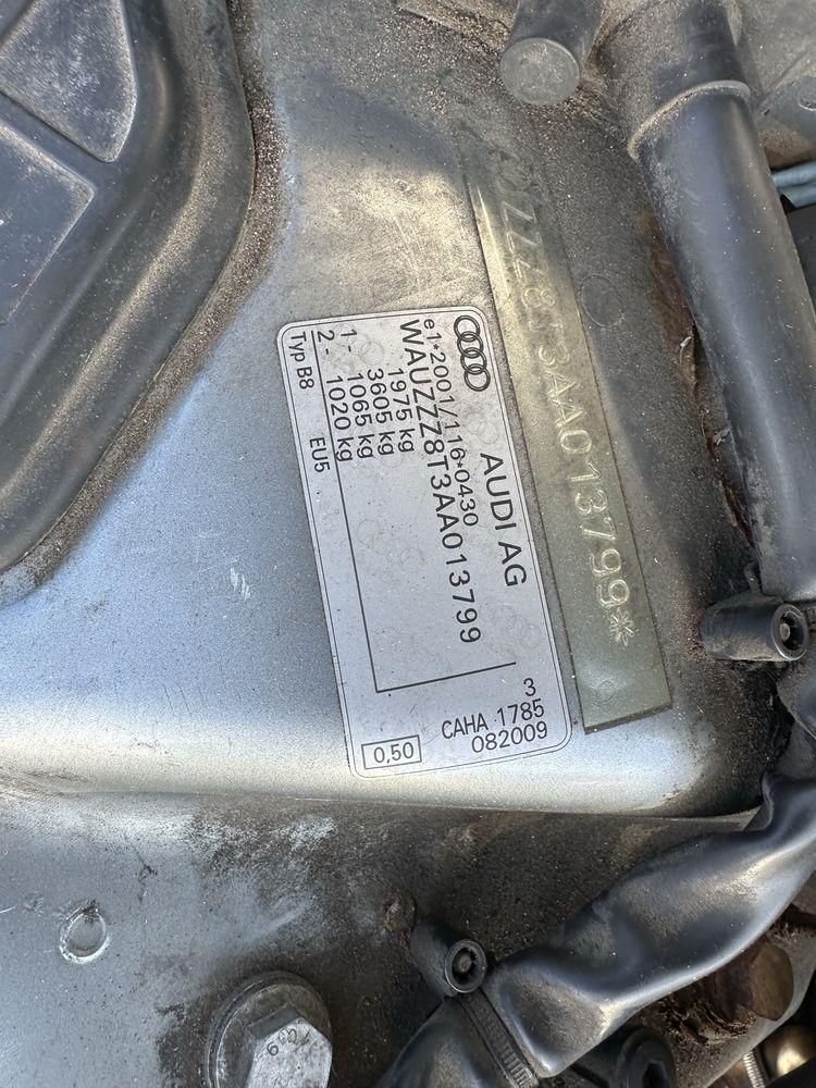 Audi A5 silnik 2.0 TDI  CAHA 2009r,Anglik z kluczykami