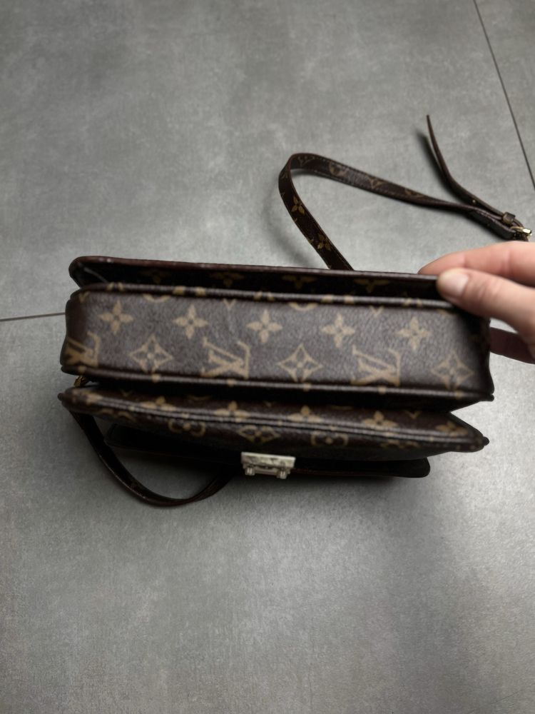 Torepka Louis Vuitton pochette metis
