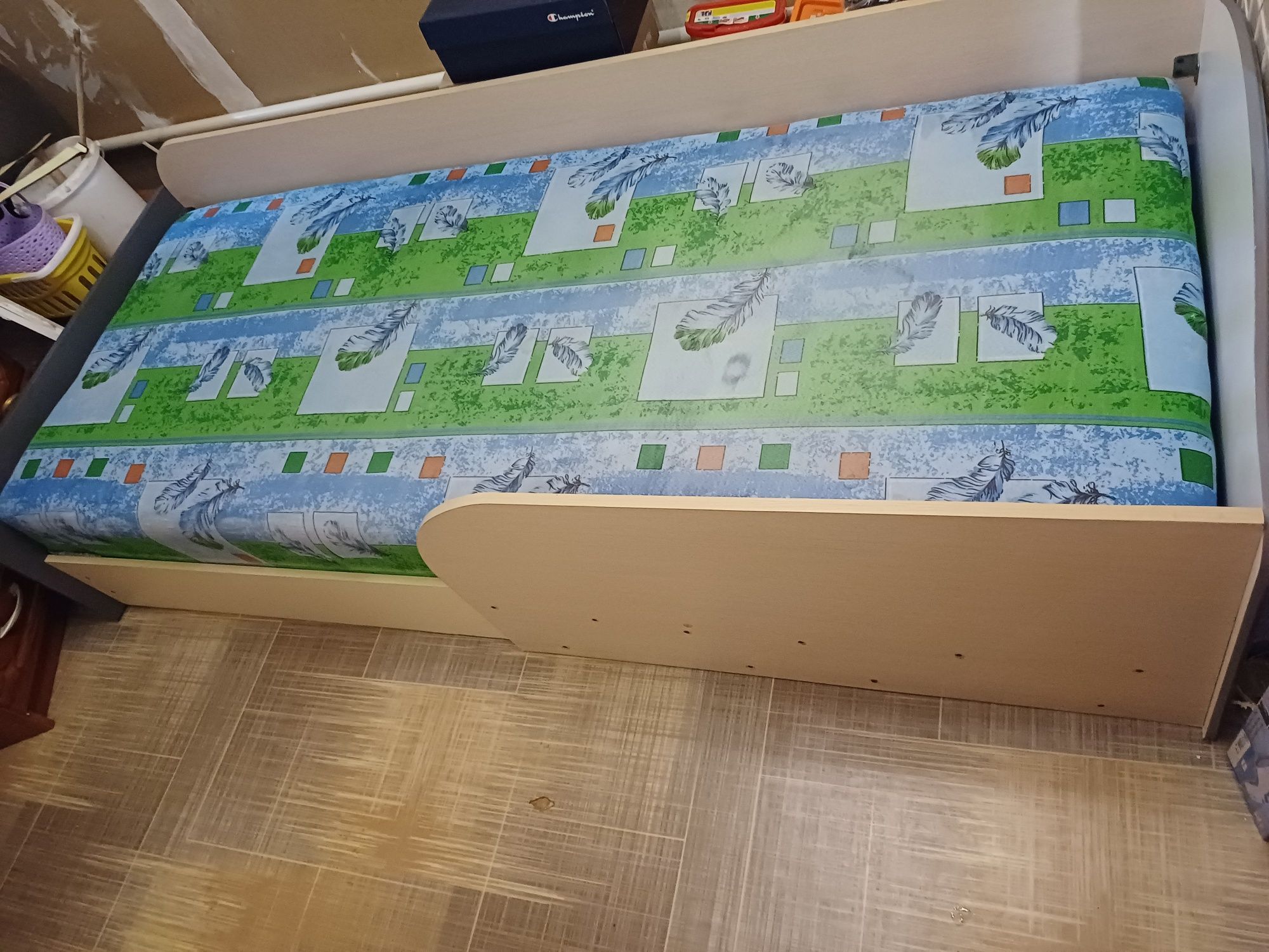 Продам кровать одноместная