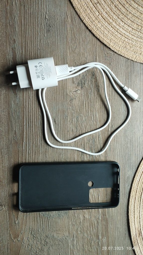 Шара TCL 30E з NFC