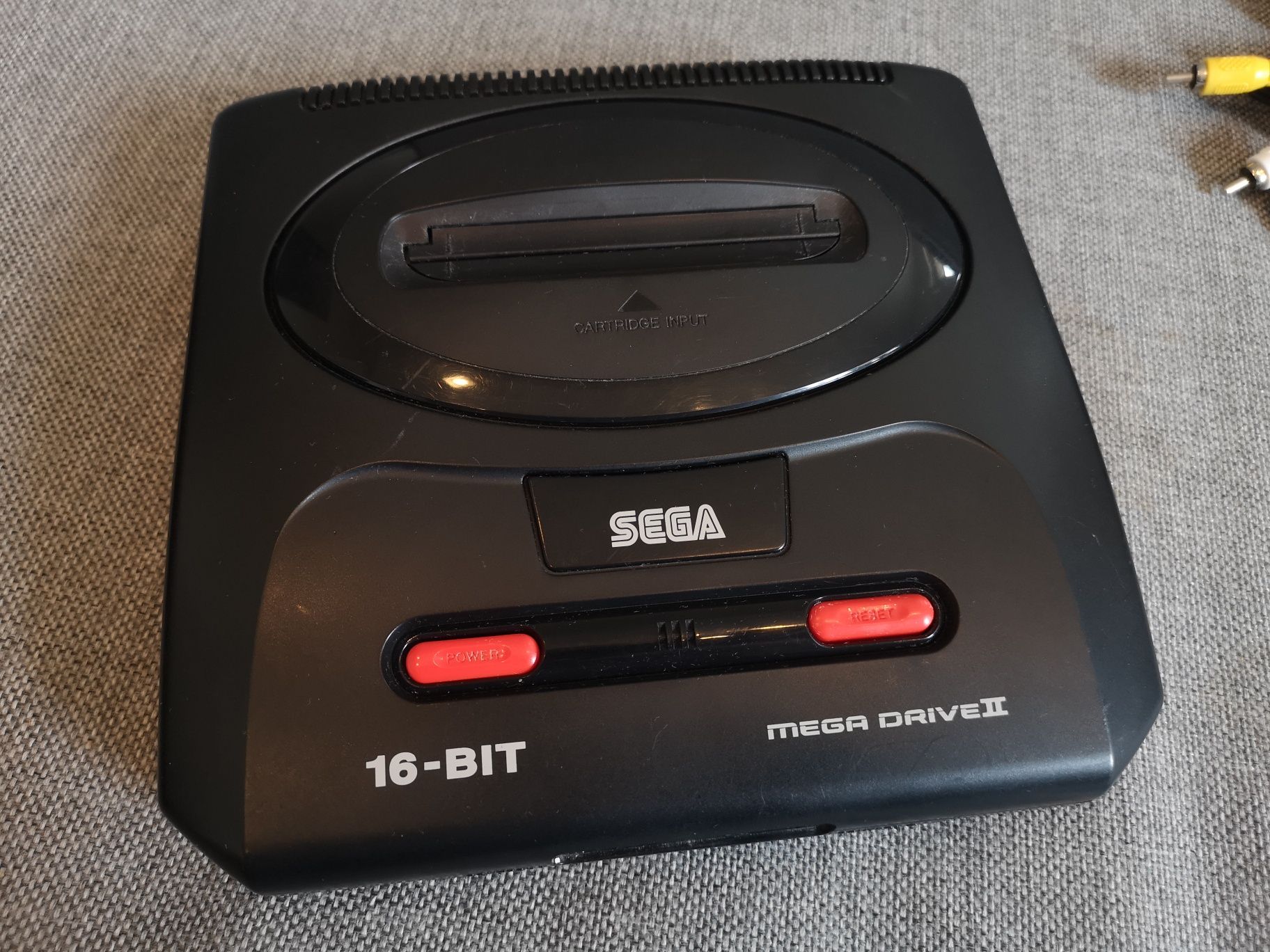 Konsola SEGA MEGA DRIVE II + oryg kontroler kable (stan BDB) Sklep