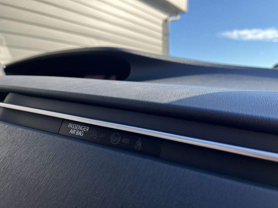 Продається Toyota Prius в технічно відміному стані.