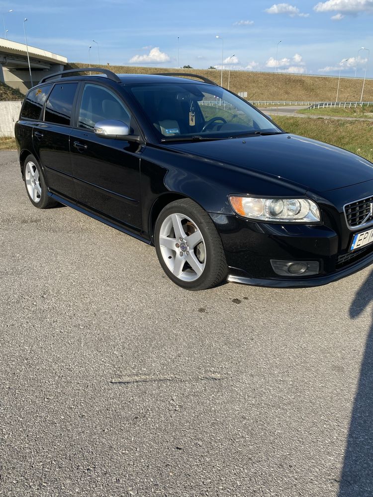 Volvo v50 r design