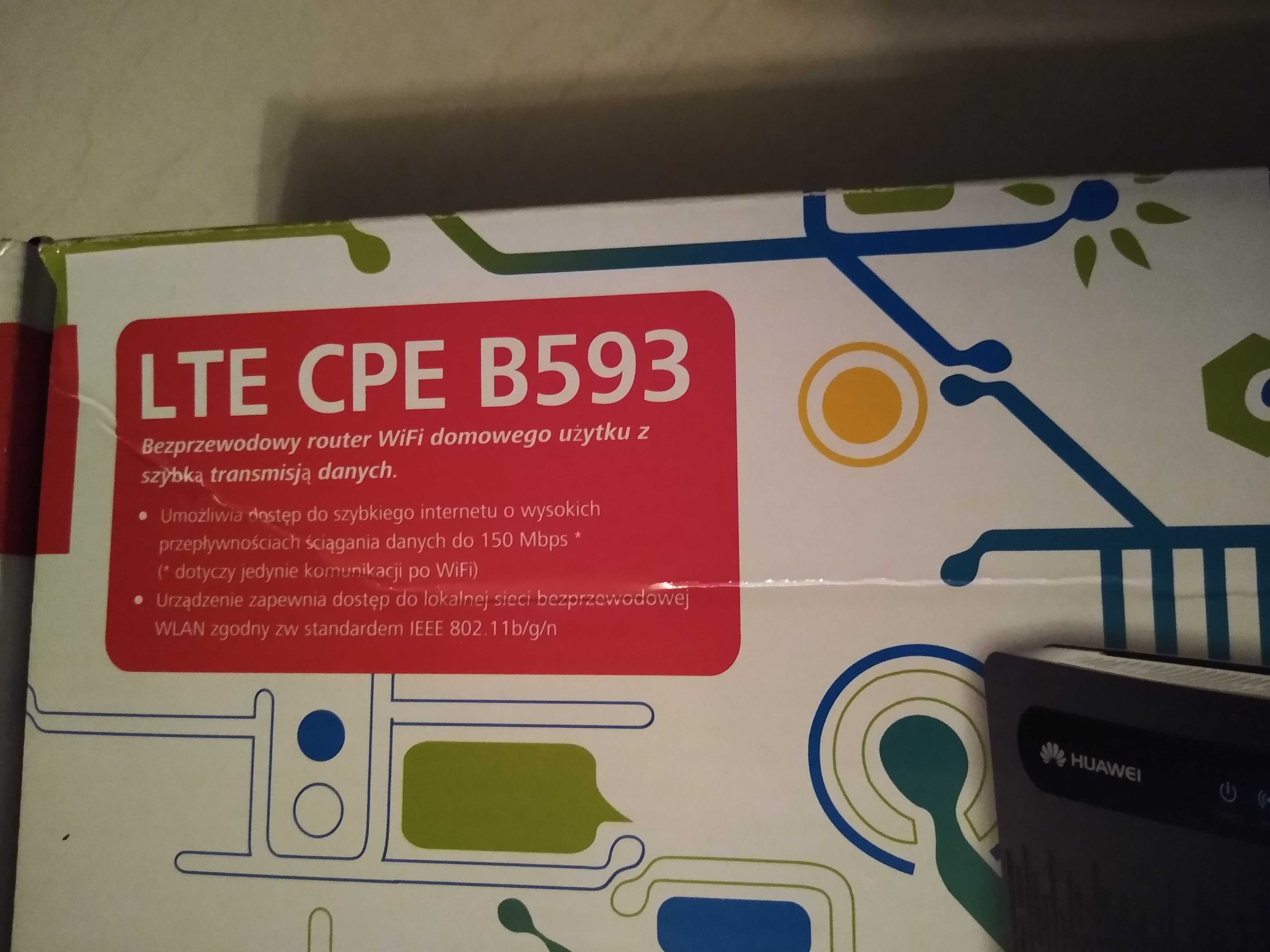 Router Huawei B593s-22 z dodatkowymi zewnętrznymi antenami