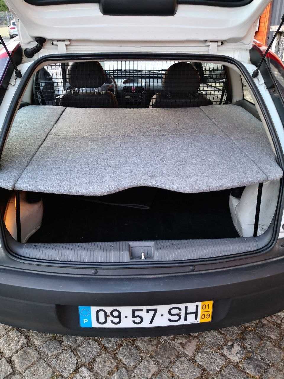 Excelente oportunidade: OPEL CORSA-C VAN