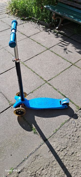 Hulajnoga enero trójkołowa