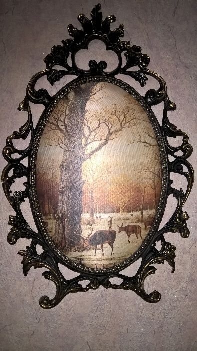 Картина шелкография: "Олени в лесу" в бронзовой раме 40 х 25 см