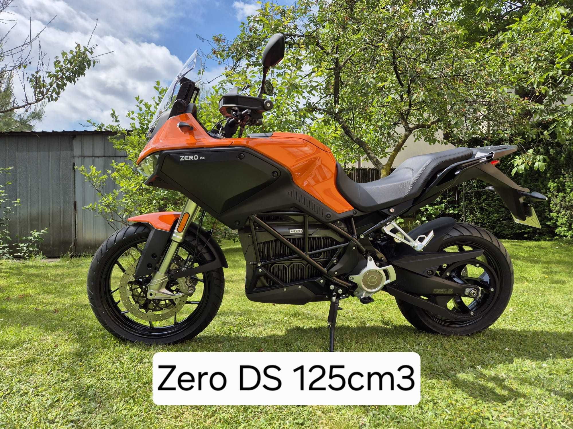 Wynajem motocykli 125cm3 Warszawa, elektryk