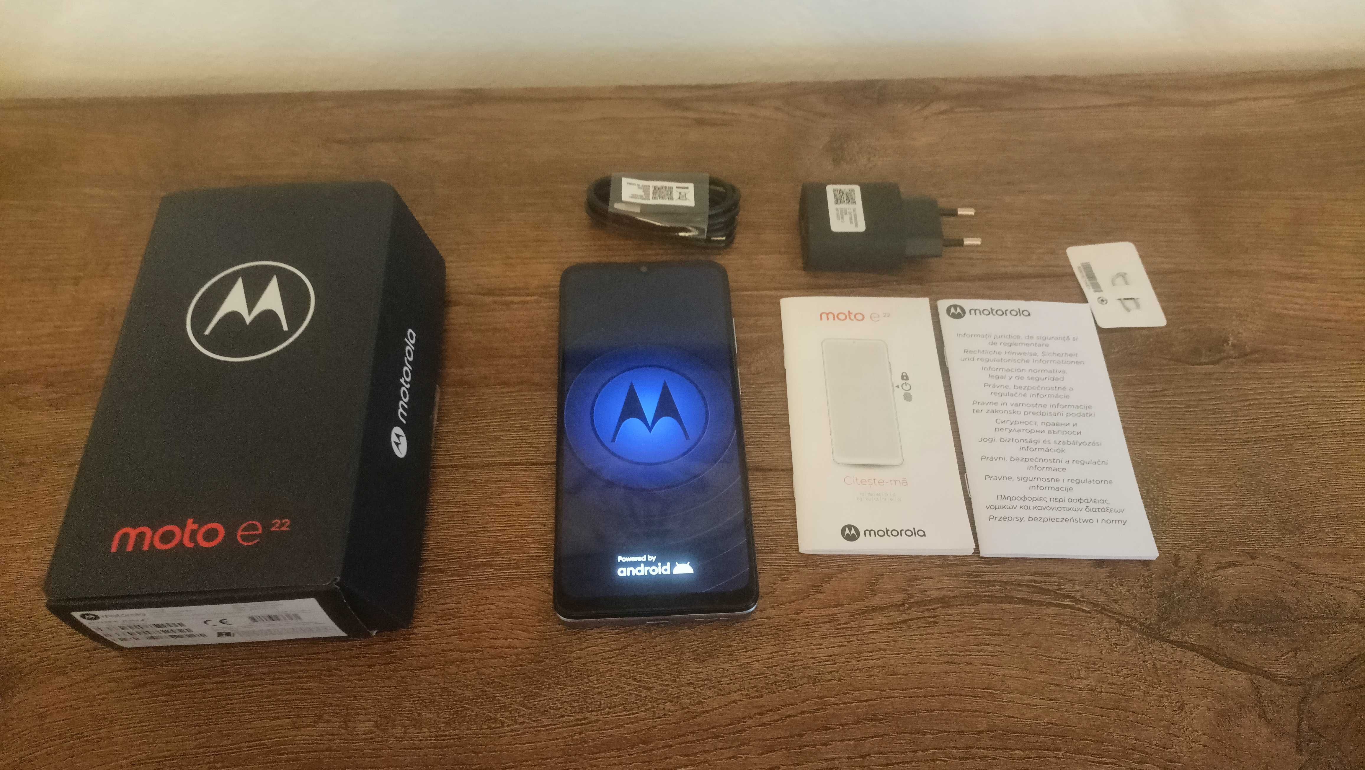 NOWY Telefon komórkowy Motorola e 22 4/64 GB niebieski nowy smartfon