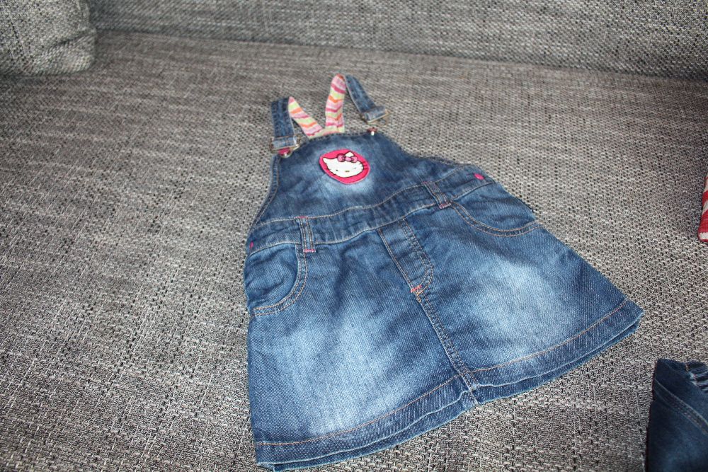 Sukienka ogrodniaczka jeansowa Hello Kitty H&M r.86
