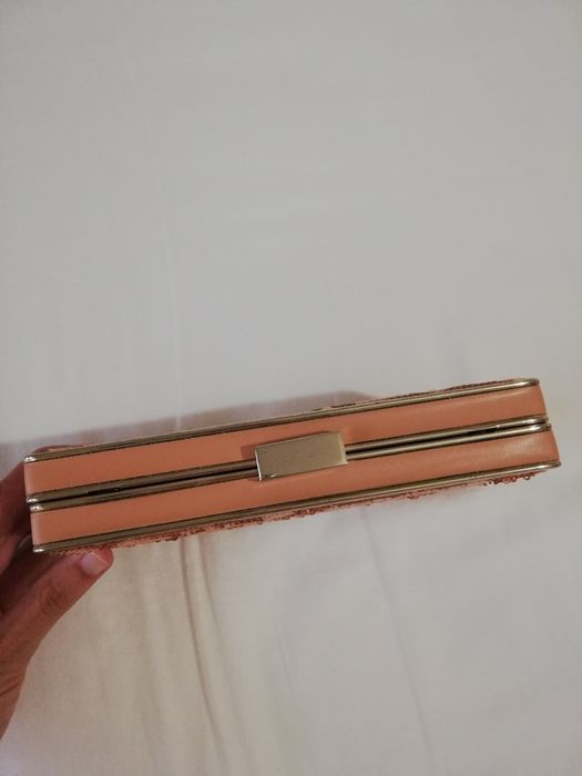 Clutch/Mala de mão com lantejoulas Parfois