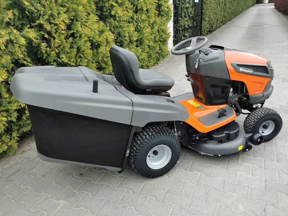 HUSQVARNA TC 242T, traktorek ogrodowy z koszem. Nowy z gwarancją